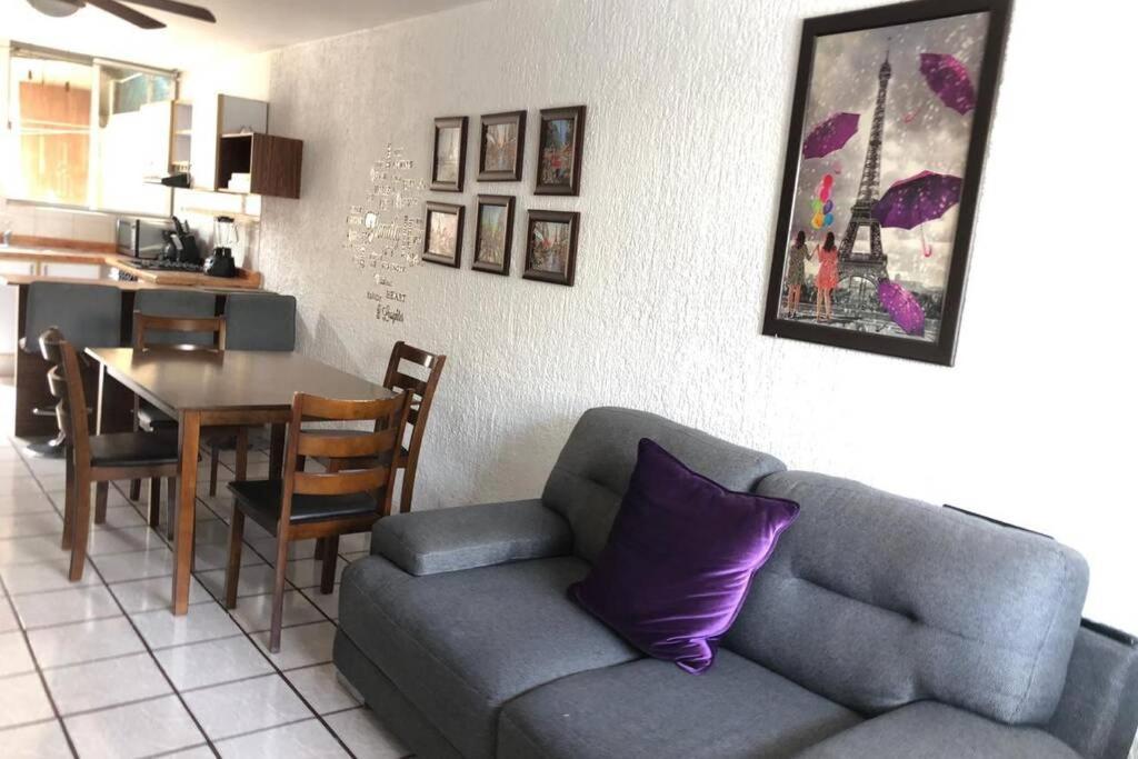 La Casa De Glo Villa Guadalajara Bagian luar foto